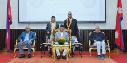 डा. बिमललाई विपी साहित्य तथा न्यौपानेलाई विपी प्रजातन्त्र सेनानी सम्मान 